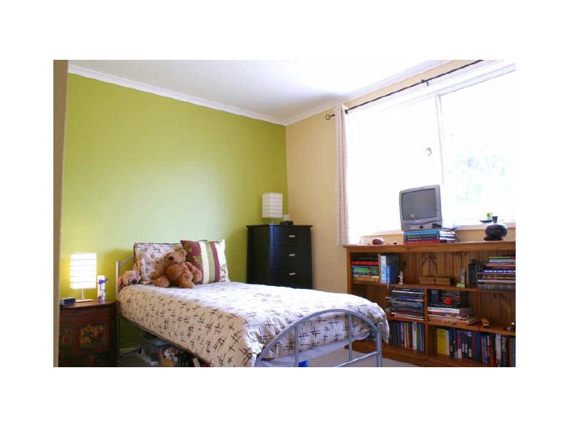 24 Longworth Place, Holt ACT 2615