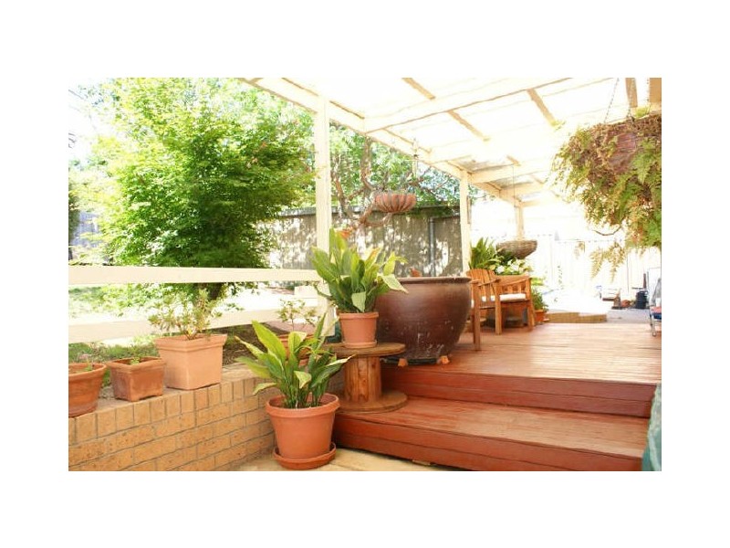 48 Fellows Street, Latham ACT 2615