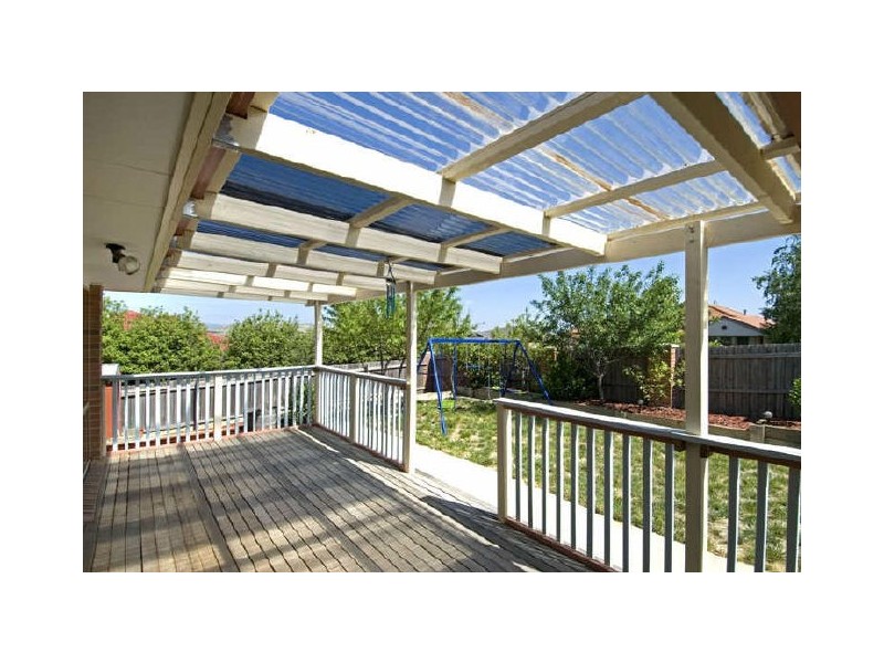 2 Tarrant Crescent, Dunlop ACT 2615