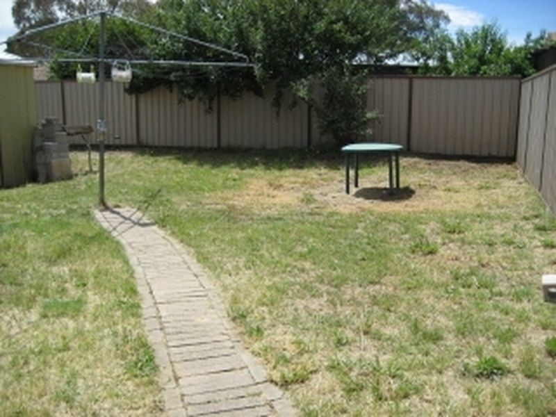 12A Macnaughton Street, Higgins ACT 2615
