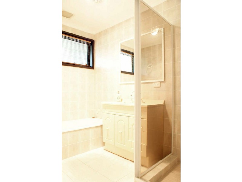 12 Duhig Place, Macgregor ACT 2615