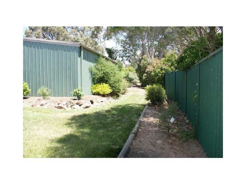 12 Duhig Place, Macgregor ACT 2615