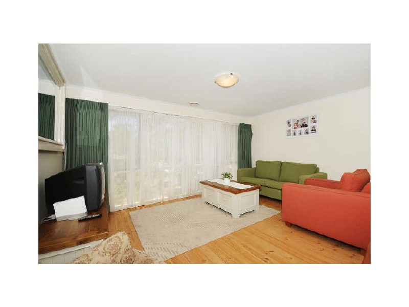 3 Macfarlan Place, Latham ACT 2615