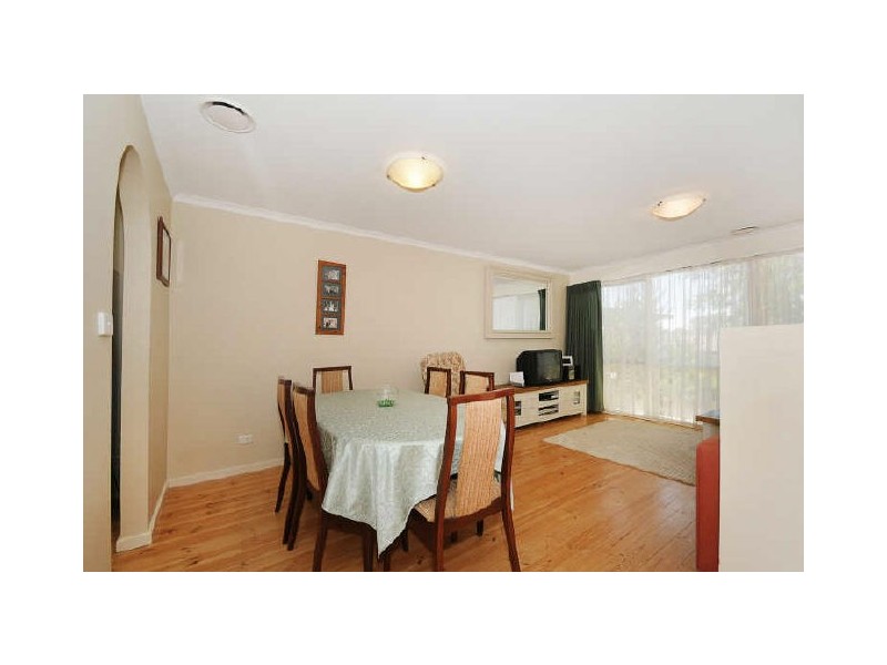3 Macfarlan Place, Latham ACT 2615