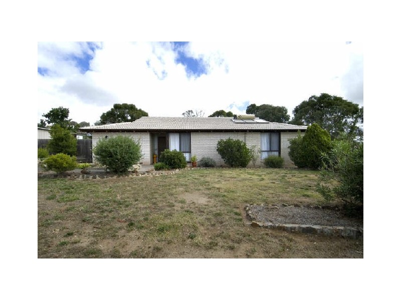 2 Crowley Court, Charnwood ACT 2615