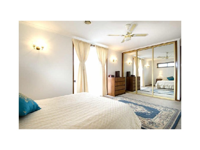 2 Crowley Court, Charnwood ACT 2615