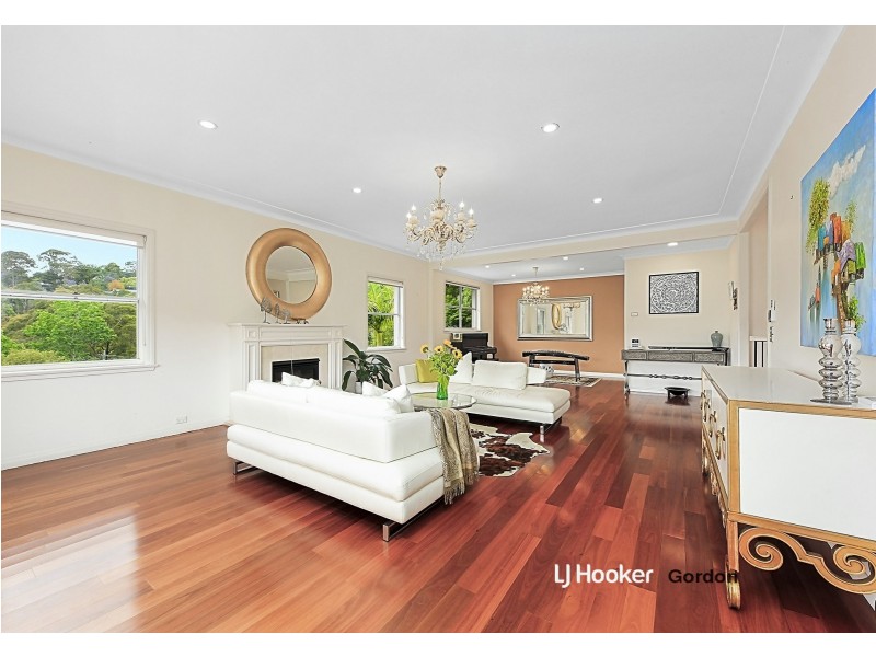 33 Robinson St, East Lindfield NSW 2070