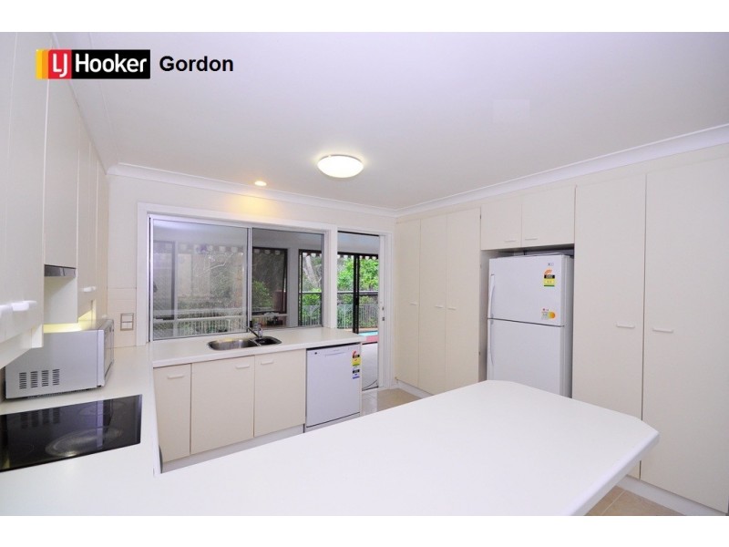 18 Whitehaven Street, St Ives NSW 2075