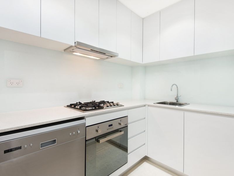 6/4 Lamond Drive, Turramurra NSW 2074