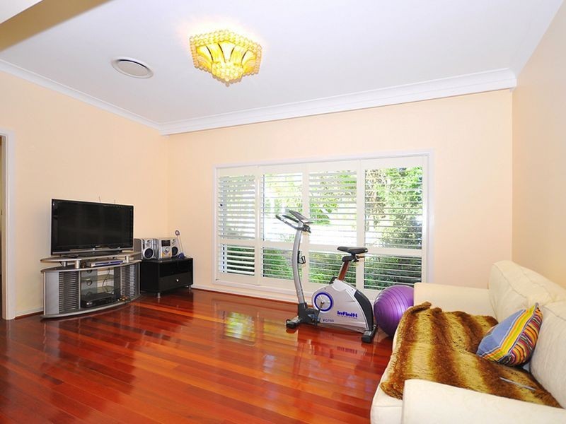 5 Yarrara Road, Pymble NSW 2073