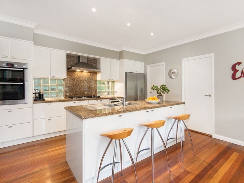 15 St Andrews Drive, Pymble NSW 2073