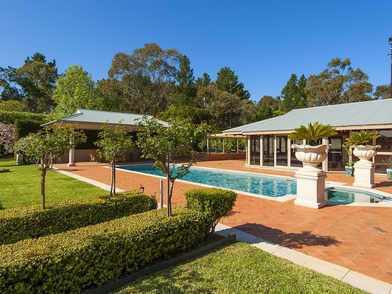 400 Wyong Road, Duffys Forest NSW 2084