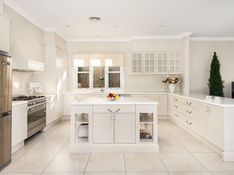 8A The Crest, Killara NSW 2071