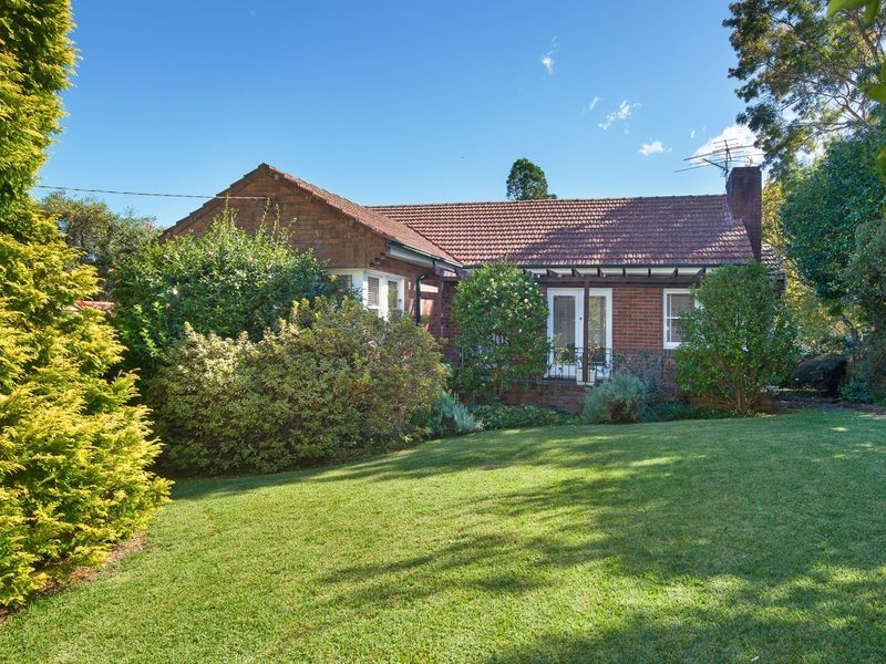 17 Avon Road, Pymble NSW 2073