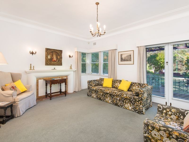 17 Avon Road, Pymble NSW 2073