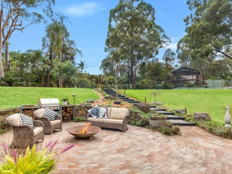 132 Booralie Road, Duffys Forest NSW 2084