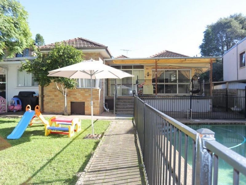 138 Ryde Road, Pymble NSW 2073