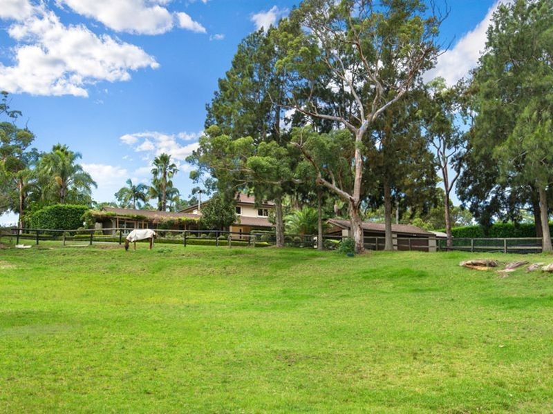 134 Booralie Road, Duffys Forest NSW 2084