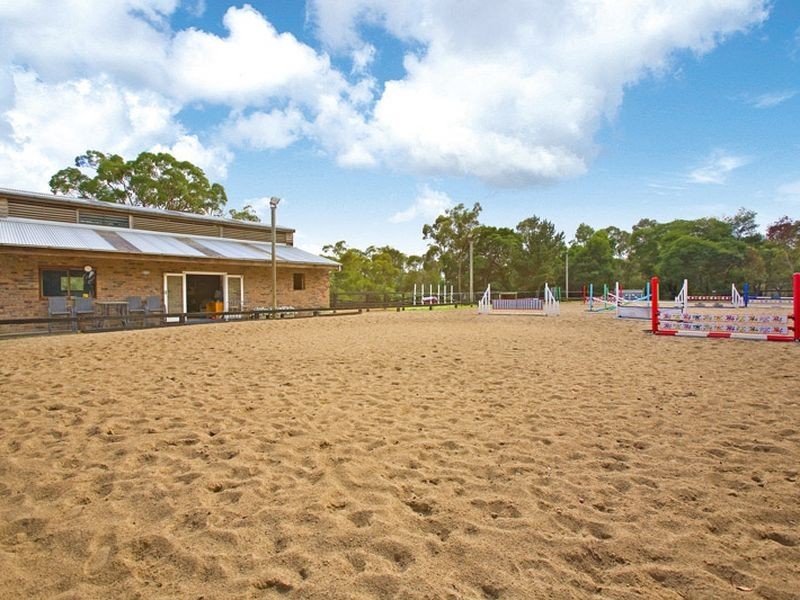 134 Booralie Road, Duffys Forest NSW 2084