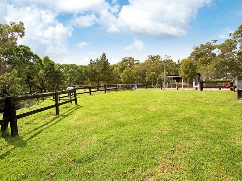 134 Booralie Road, Duffys Forest NSW 2084