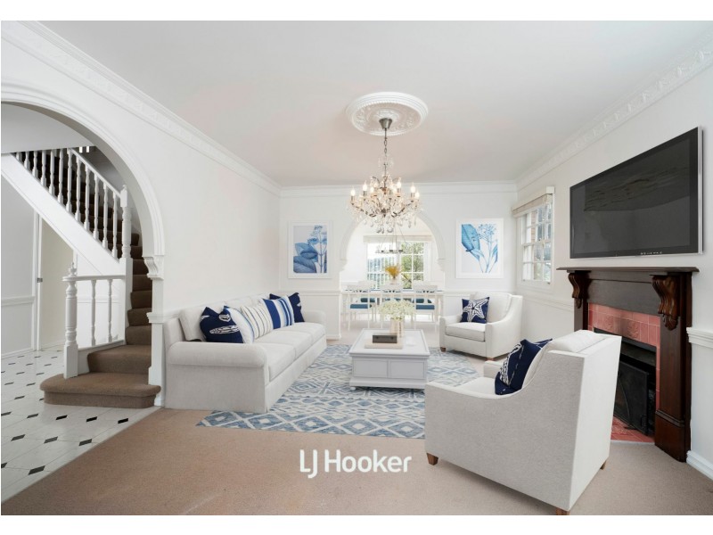 60 Ashworth Avenue, Belrose NSW 2085