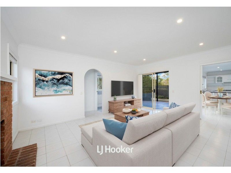 60 Ashworth Avenue, Belrose NSW 2085