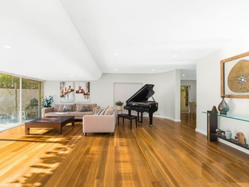 15 Rosetta Ave, Killara NSW 2071