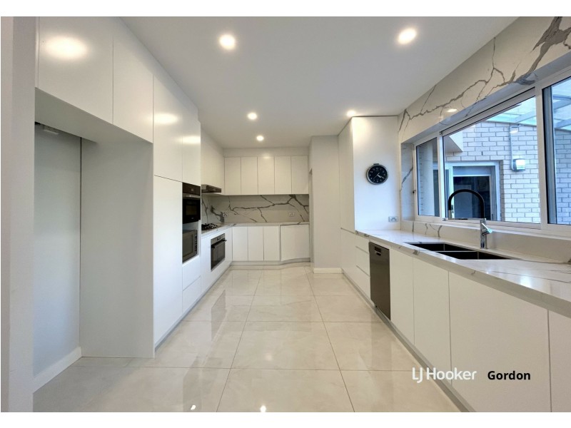 15 Rosetta Ave, Killara NSW 2071