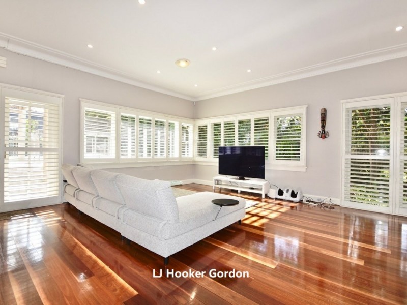 95 Livingstone Ave, Pymble NSW 2073