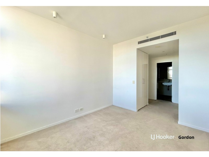 A909/2 Saunders Close, Macquarie Park NSW 2113