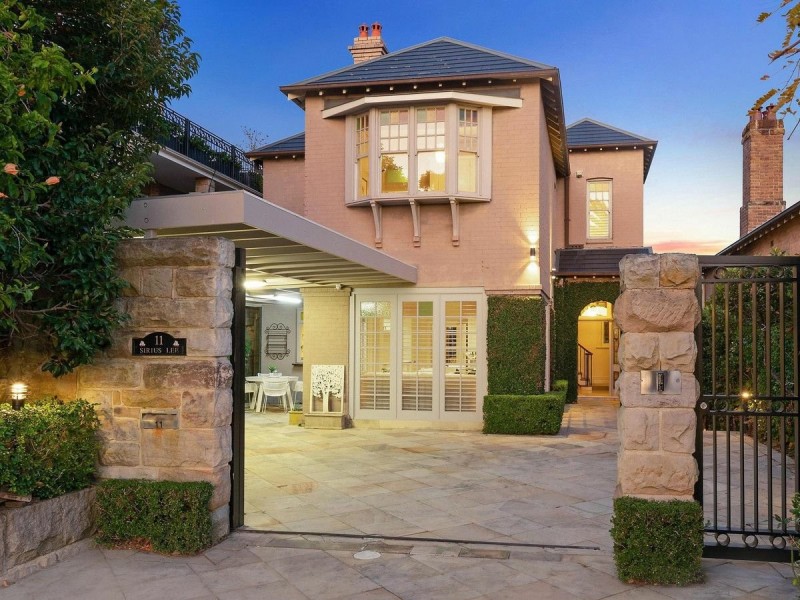 11 Raglan Street, Mosman NSW 2088