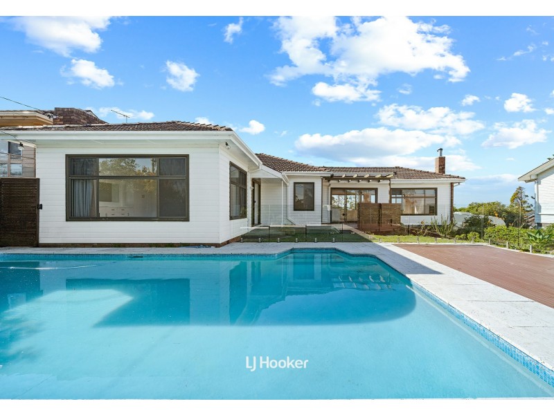 44 Woorarra Ave, North Narrabeen NSW 2101