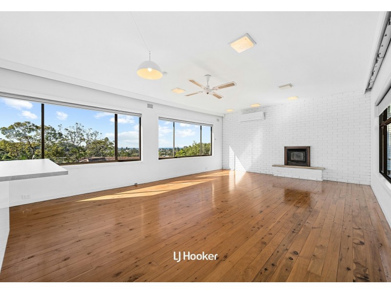 44 Woorarra Ave, North Narrabeen NSW 2101