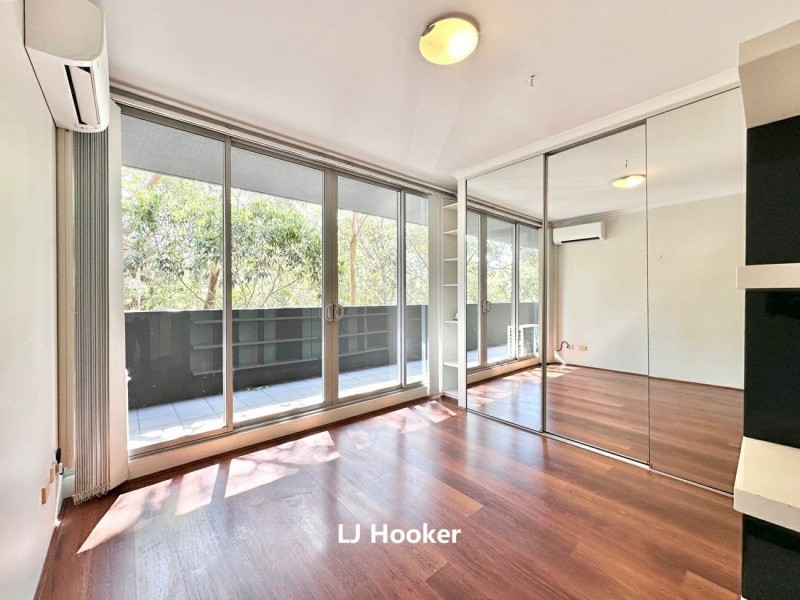 25/2 Hutchinson Walk, Zetland NSW 2017