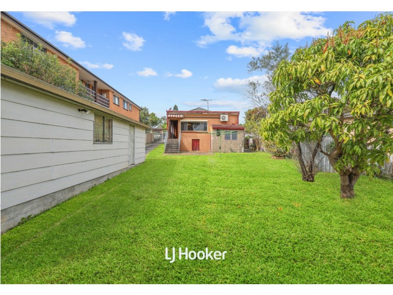 69-71 Yangoora Road, Lakemba NSW 2195