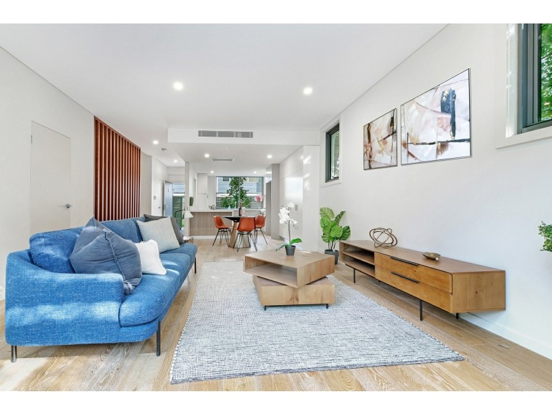 8/15 College Cresent, St Ives NSW 2075