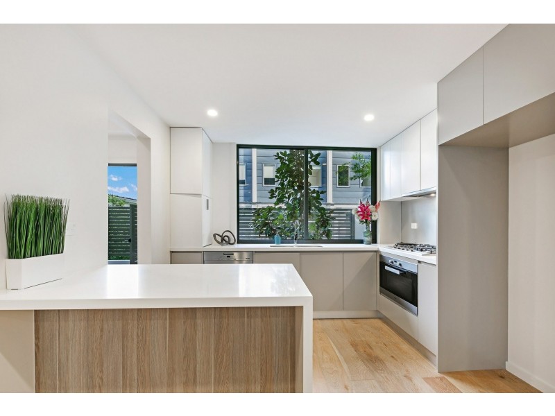 8/15 College Cresent, St Ives NSW 2075