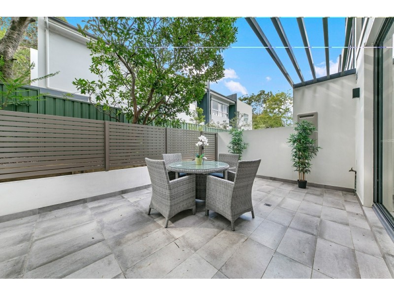 8/15 College Cresent, St Ives NSW 2075