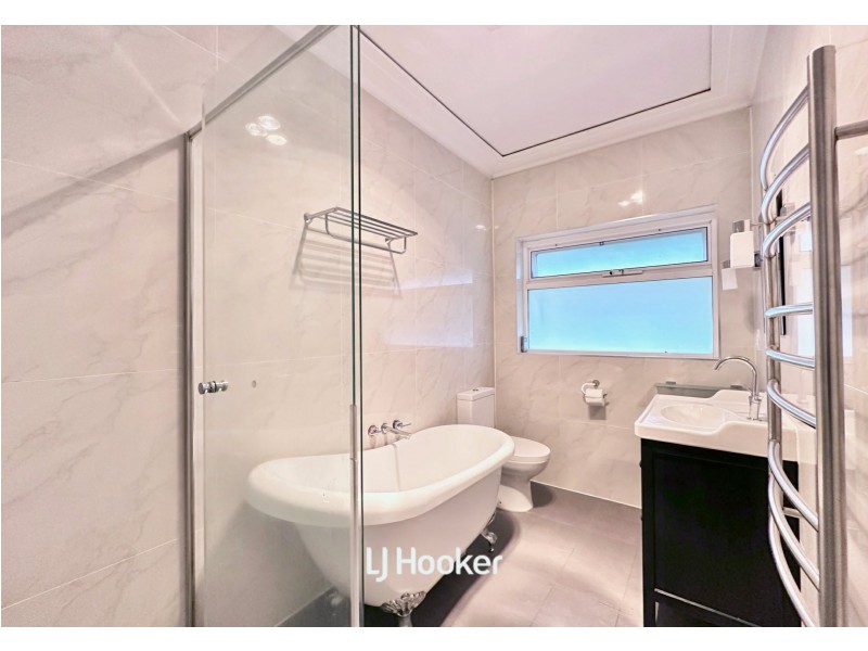 2 Birdwood Ave, Killara NSW 2071