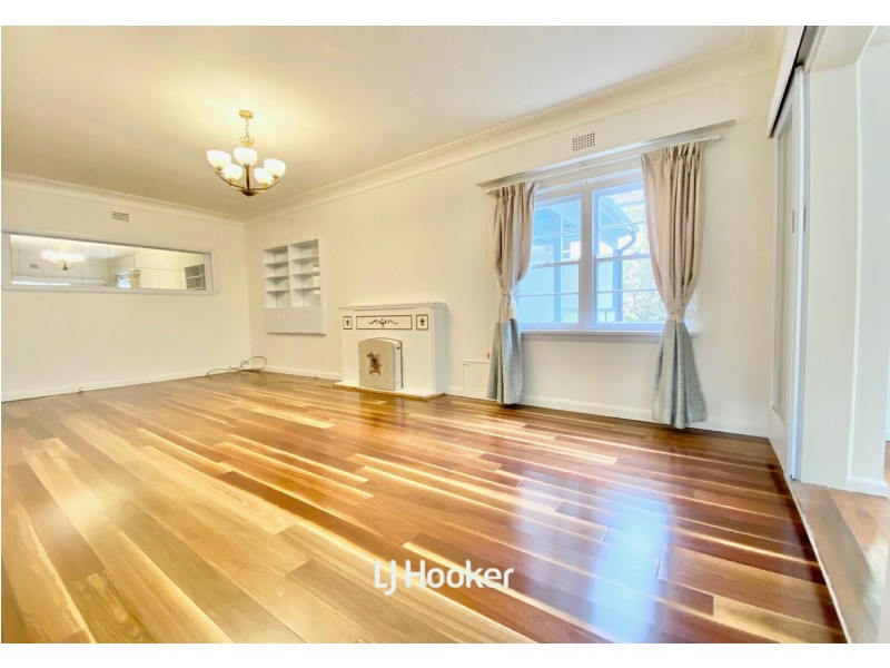25 Knowlman Avenue, Pymble NSW 2073