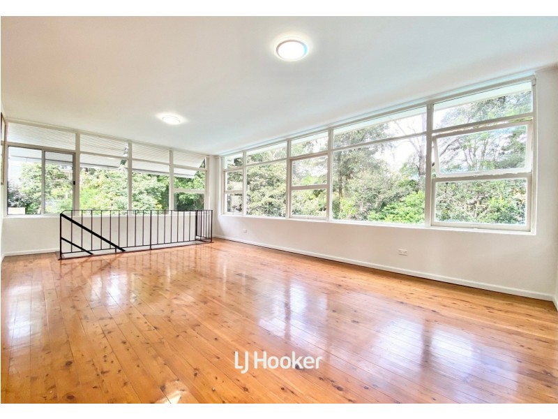 25 Knowlman Avenue, Pymble NSW 2073