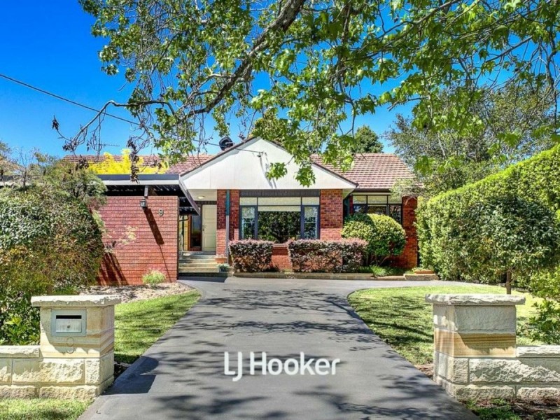 9 Warrabina Avenue, St Ives NSW 2075