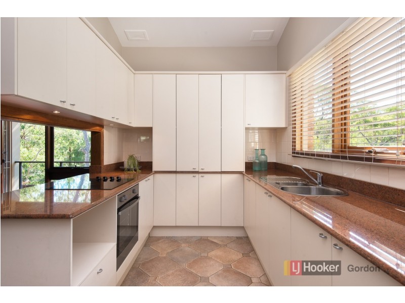 1 Doncaster Ave, West Pymble NSW 2073