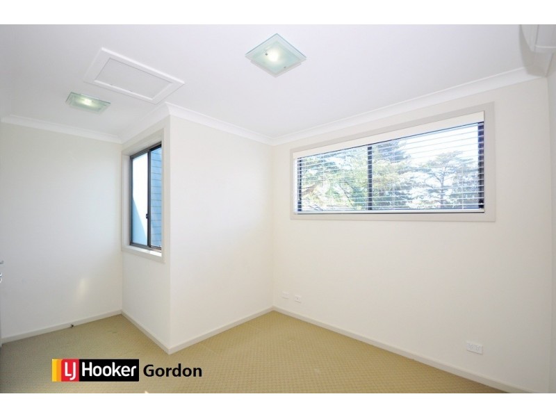6/6 Shinfield Ave, St Ives NSW 2075