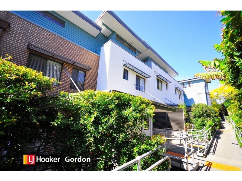 6/6 Shinfield Ave, St Ives NSW 2075