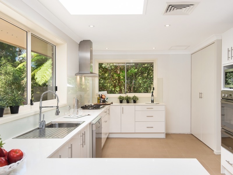 9 Cassandra Avenue, St Ives NSW 2075