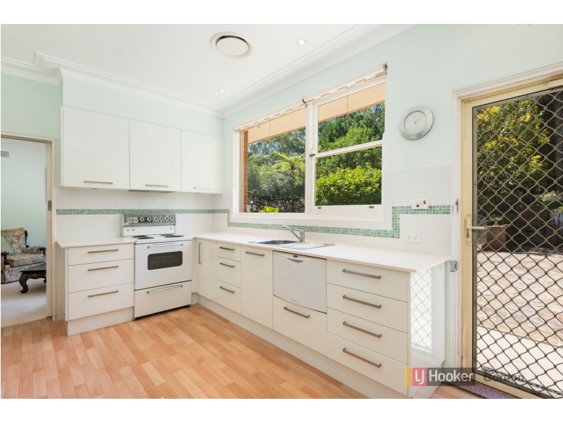 8 Golfers Parade, Pymble NSW 2073