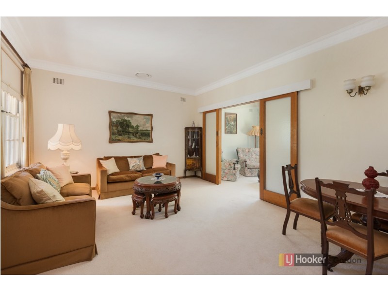 8 Golfers Parade, Pymble NSW 2073