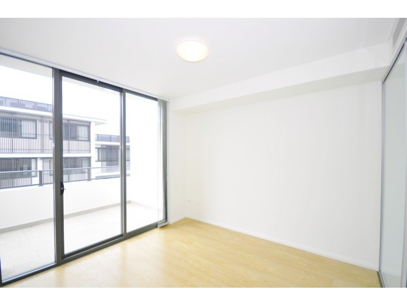 B402 1 Allengrove Crescent, North Ryde NSW 2113