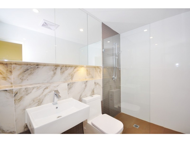 B402 1 Allengrove Crescent, North Ryde NSW 2113